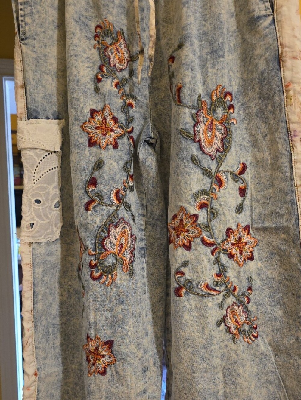 POL Embroidered Pants/Joggers - Picture 3 of 5